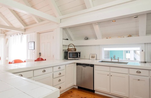 Oak Island House | Cuddlefish: Oceanfront Home with Beautiful Sunset Views