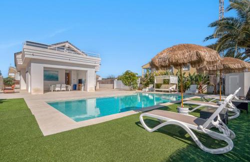 Les Deveses Villa | Cudei