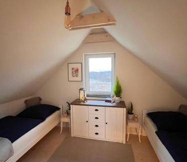 Mirsk House | Cudne Manowce
