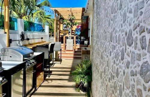 Aguadilla Pueblo Apartment | Cuesta Vieja