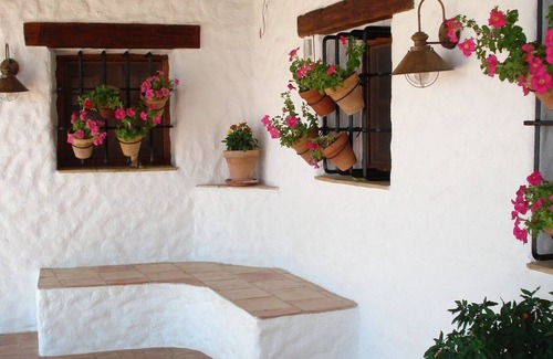 Huescar Villa | Cueva de la Alegría Huéscar by Ruralidays