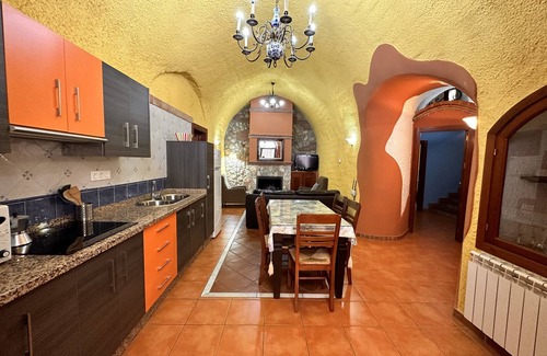 Benalua de Guadix Apartment | Cuevas la Granja