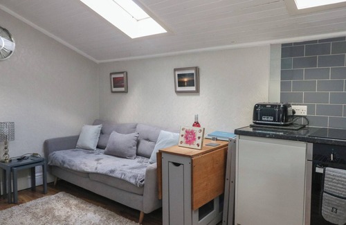 Arisaig Cottage | CUILLIN VIEW APARTMENT, pet friendly, with a garden in Arisaig
