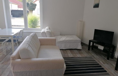 Dombovar Apartment | Cuki Apartmanok