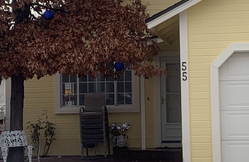 Sparks House | Cul-De-Sac Home