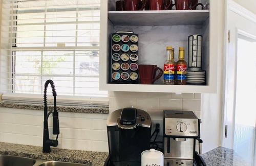St. Augustine House | Culdesac Hideaway - Cozy Mid-Term Retreat in Quiet Neighborhood!