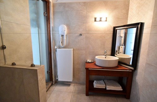 Mesoropi Hotel | Culinary Boutique Hotel Kladi Elias