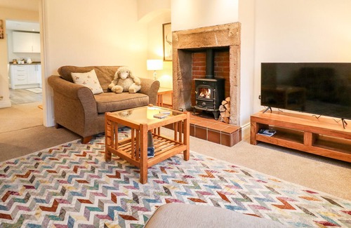 Dalbury Lees Cottage | CULLAND COTTAGES WEST, pet friendly, with open fire in Brailsford