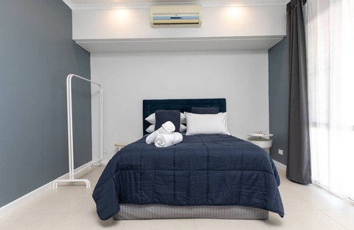 Cullen Bay House | Cullen Bay Townhouse close to beach & restaurants