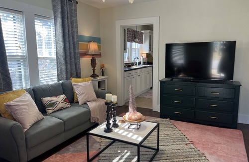 Cullman House | Cullman City Cottage HOME, close to I-65