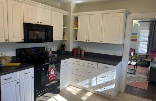 Cullman House | Cullman City Cottage HOME, close to I-65
