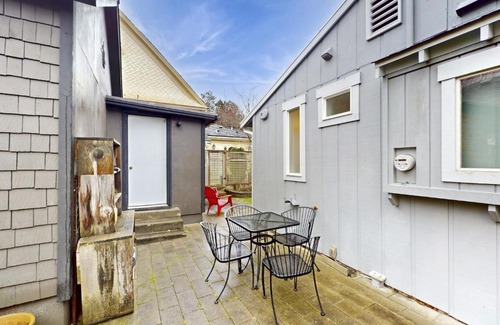 Anacortes House | Cultural Cottage in Old Town Anacortes
