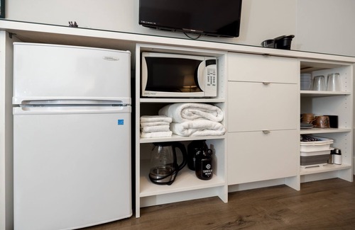 Cumberland Apartment | Cumberland Guesthouse ~ Unit D Studio