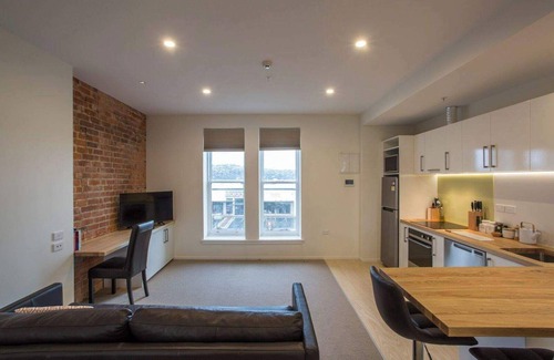 Dunedin City Centre Apartment | Cumberland Street deluxe apartment No3