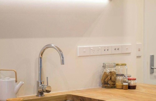 Dunedin City Centre Apartment | Cumberland Street deluxe apartment No5