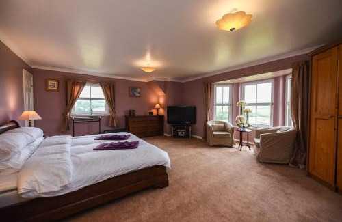 Saint John's Town of Dalry House | Cumnock Knowes