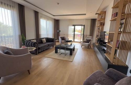 Ayvalik Hotel | CUNDA EYE