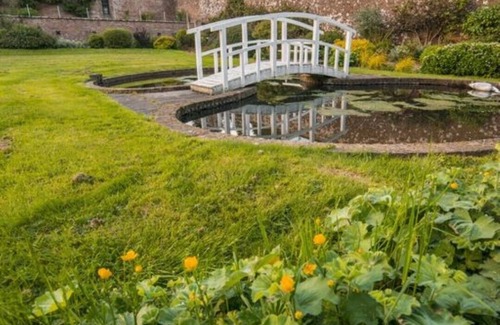 Maybole Cottage | Cunninghame Cottage - Family Friendly Cottage on the Beautiful Blairquhan Estate