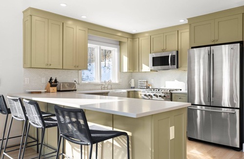 Salisbury House | Curated Contemporary for lakes, forest & ski hills