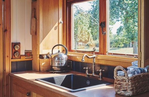 Pembridge Apartment | Curious Calf - Luxury Cottages