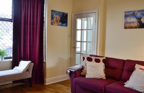 Creetown House | Curlew Cottage