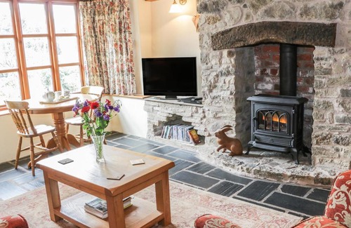 Pontesbury House | Curlew Cottage, Shrewsbury
