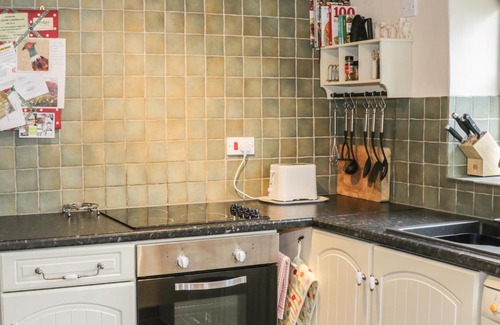 Pontesbury House | Curlew Cottage, Shrewsbury
