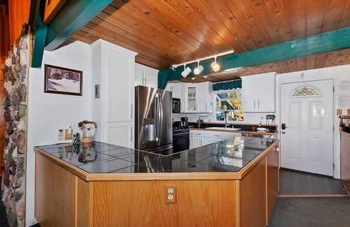 Upper Moonridge Cabin | Curly's Cabin By Destination Big Bear:A-Frame Cabin! Unique Circular Fireplace! Pet Friendly! Located in Lower Moonridge!