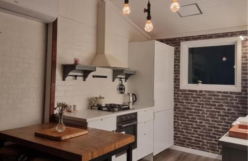 Curra House | Currawong Cabin