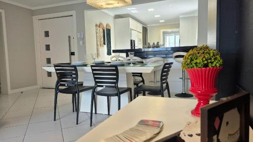 Centro Apartment | CURTA | 205 | 3Qt | Conforto Centro/Barra Norte