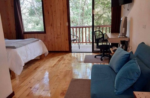 Canton Dota Cabin | Curuba Lodge