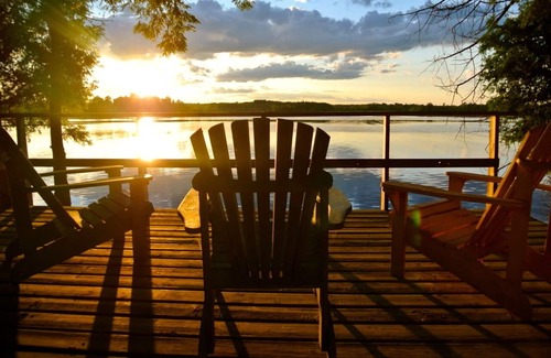 Stone Mills House | Custom Beaver Lake Cottage