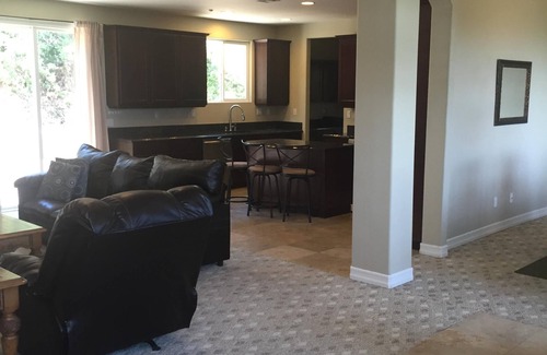 El Cajon House | Custom Home in Quiet Neighbord in Tranquil San Diego County!