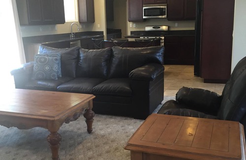 El Cajon House | Custom Home in Quiet Neighbord in Tranquil San Diego County!