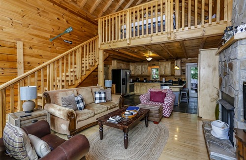 Lake Lure Cabin | Custom log cabin with year-round views! HOT TUB & Gameroom!