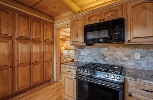 Blue River House | Custom Log Home in quiet Blue River 7 minutes from downtown Breckenridge