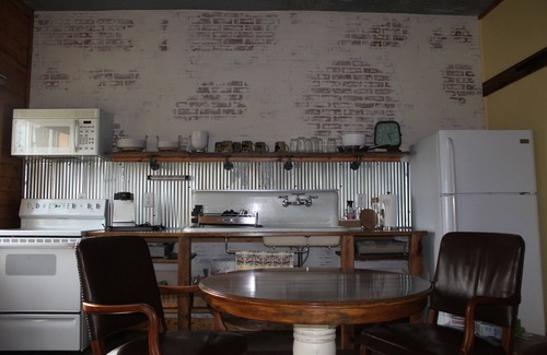 Knoxville Apartment | Custom luxury retreat in the Knoxville area