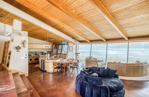 Kiwanda Shores House | Custom Oceanfront Marvel with wide open Haystack Rock View
