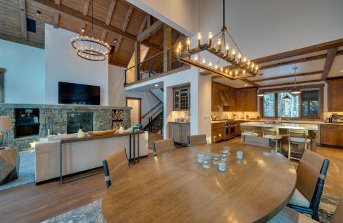 Big Sky House | Custom Ski-InandOut Chalet with Hot Tub and Wet Bars!