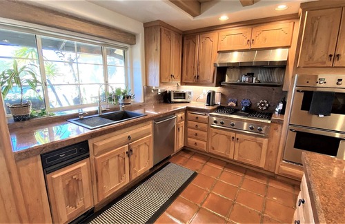 North Ridge House | Custom Southwest-style Executive Ranch Home on 3-acre lot