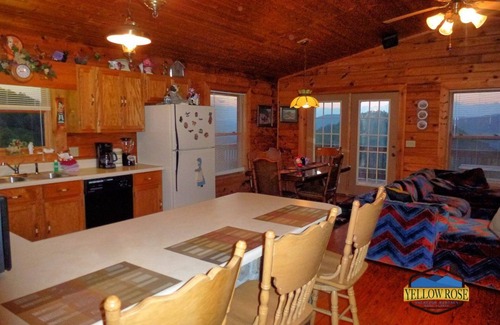 Maggie Valley Cabin | Customer Appreciation Year! See Discount information in Ad