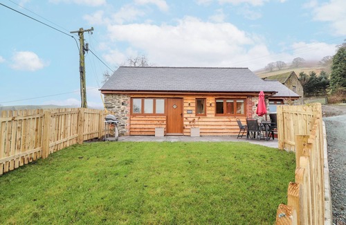 Oswestry Cottage | Cut Moch, Plas Moelfre Hall Barns