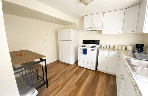 Knoxville Apartment | Cute 1 bedroom/1bathroom 10 minutes from downtown Knoxville, TN
