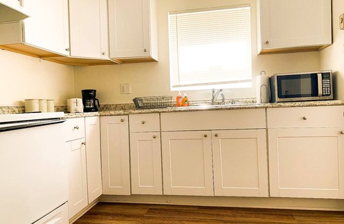 Knoxville Apartment | Cute 1 bedroom/1bathroom 10 minutes from downtown Knoxville, TN