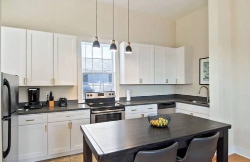 South 7th Ward Apartment | Cute 1bed walk to French Q & Bourbon St