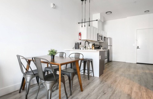 Elizabeth Apartment | Cute 1BR next to EWR 5146