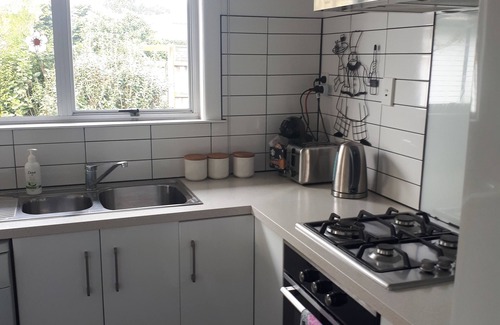 Tauranga House | Cute 2 bed home close to city centre