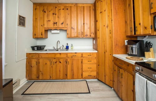 Staunton House | Cute 2 Bedroom House