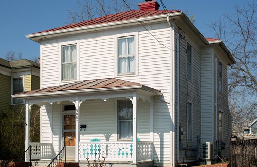 Staunton House | Cute 2 Bedroom House