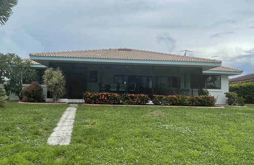 Punta Gorda House | Cute 2 bedroom with beautiful water views!